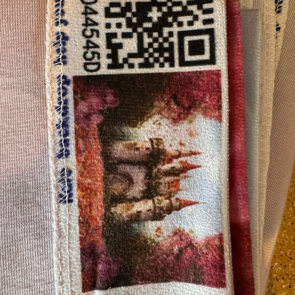 Castle Backdrop for photos or as a party backdrop (size 5 x 7). - Picture 2 of 2